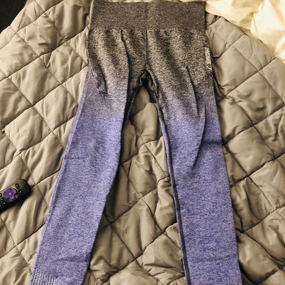 SOLD Gymshark Grey and Blue Ombré Seamless - Picture 2 of 3